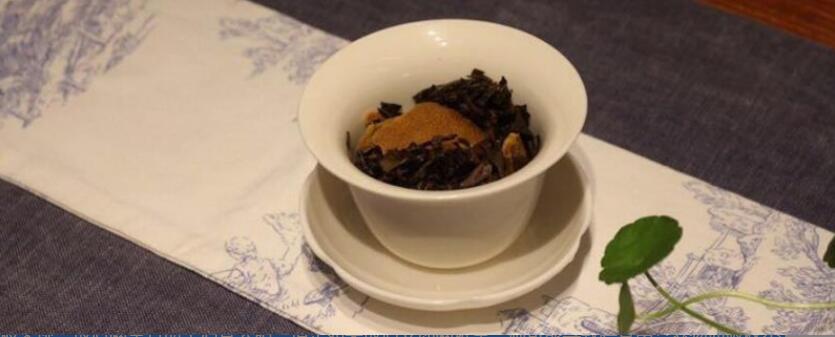 陈皮白茶的功效与作用及禁忌症 陈皮白茶的功效与作用及禁忌症