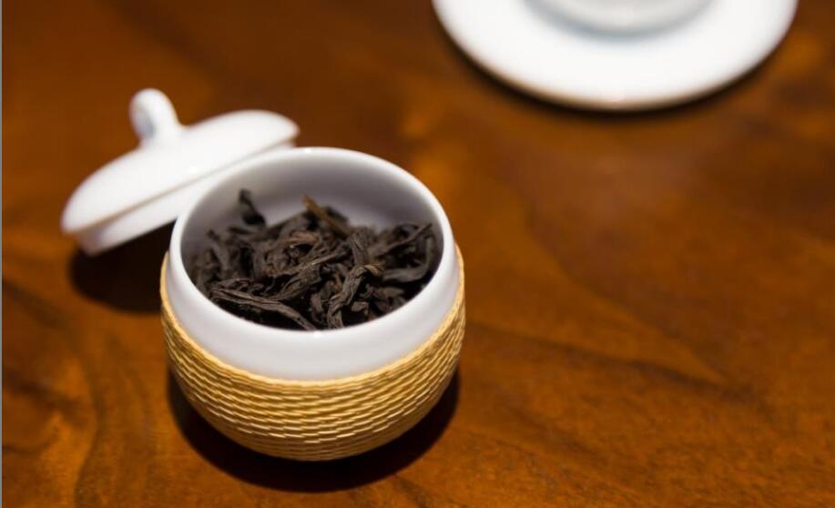 大红袍乌龙茶的功效与作用及禁忌 大红袍乌龙茶的功效与作用及禁忌