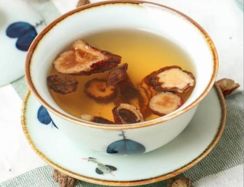 丹参茶的功效与作用及禁忌 丹参茶的功效与作用及禁忌