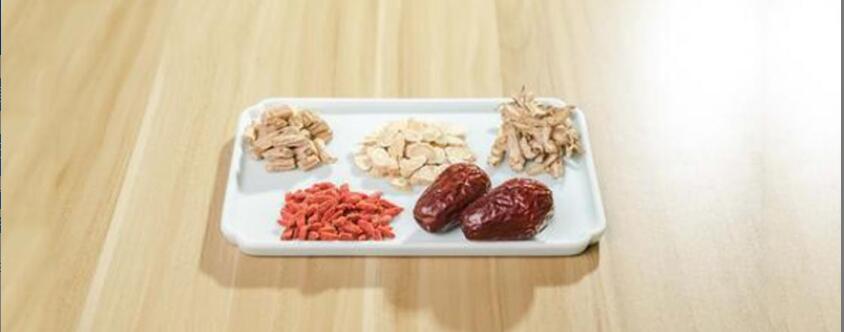 当归黄芪党参红枣枸杞桂圆茶的功效与作用 当归黄芪党参红枣枸杞桂圆茶的功效与作用