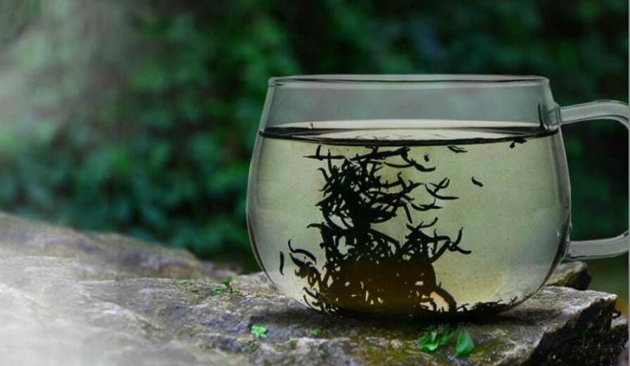 杜仲雄花茶的功效 杜仲雄花茶的功效