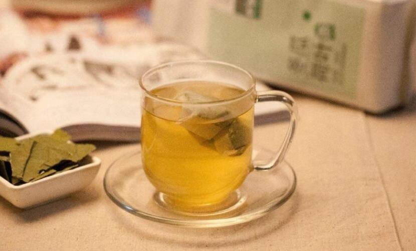 干荷花茶的功效与禁忌 干荷花茶的功效与禁忌