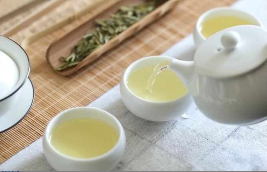 �Ȱ����ײ�ľŴ�Ч