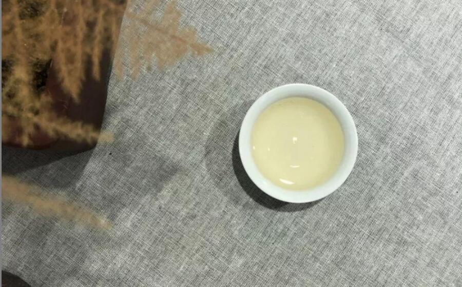 喝白茶上火吗 喝白茶上火吗