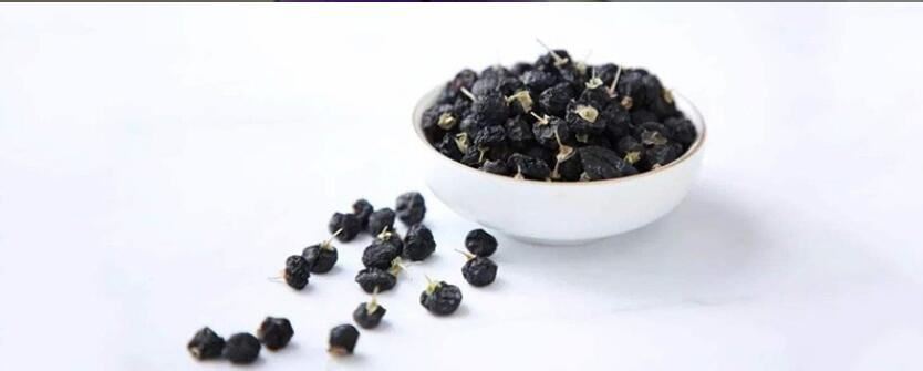 黑枸杞茶的作用和功效 黑枸杞茶的作用和功效