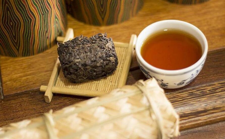 黑砖茶的功效与作用 黑砖茶的功效与作用