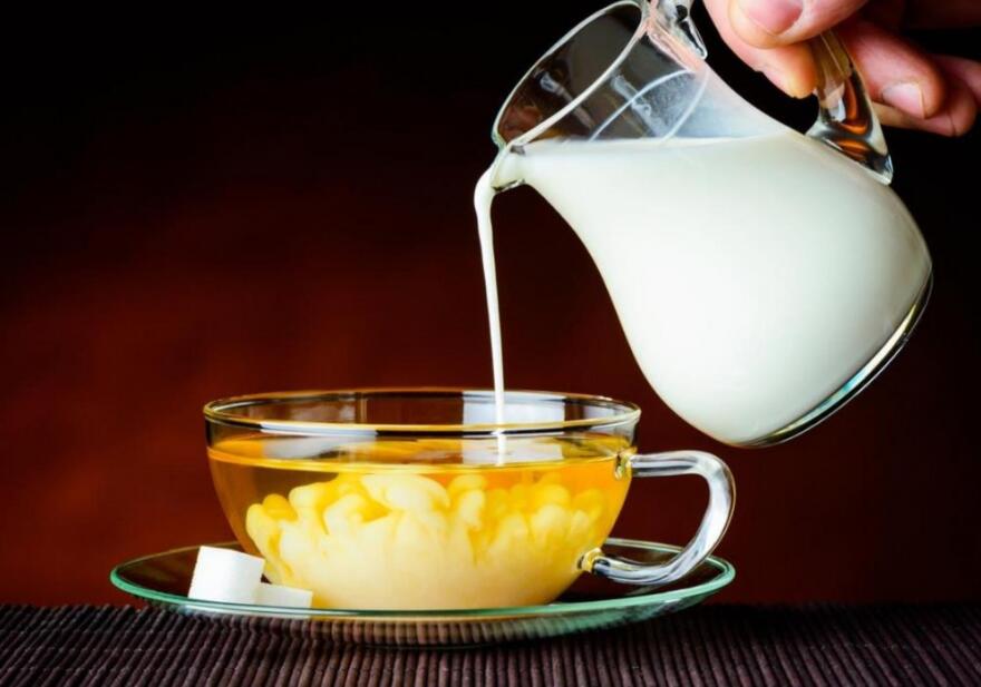 红茶加牛奶的功效与作用及禁忌 红茶加牛奶的功效与作用及禁忌