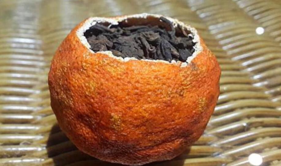 红茶橘子皮泡水的功效 红茶橘子皮泡水的功效