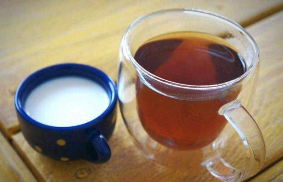 红茶牛奶的功效与作用 红茶牛奶的功效与作用