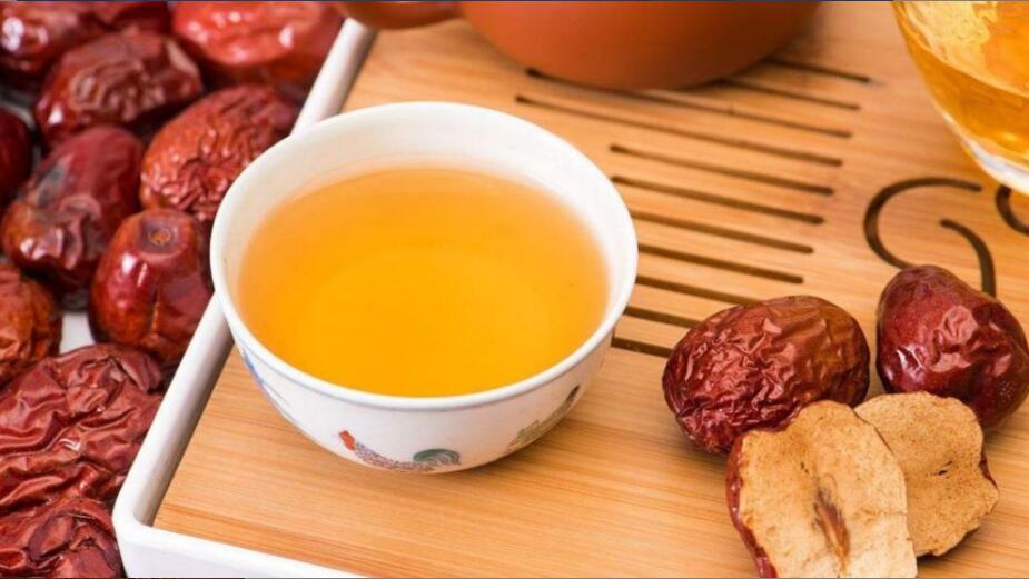 红茶与红枣泡水的功效与副作用 红茶与红枣泡水的功效与副作用