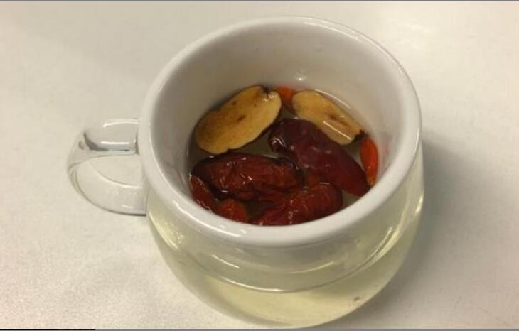 红枣枸杞姜茶的功效与禁忌 红枣枸杞姜茶的功效与禁忌