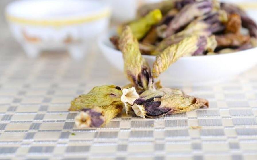 黄秋葵花茶的功效与作用及禁忌. 黄秋葵花茶的功效与作用及禁忌.
