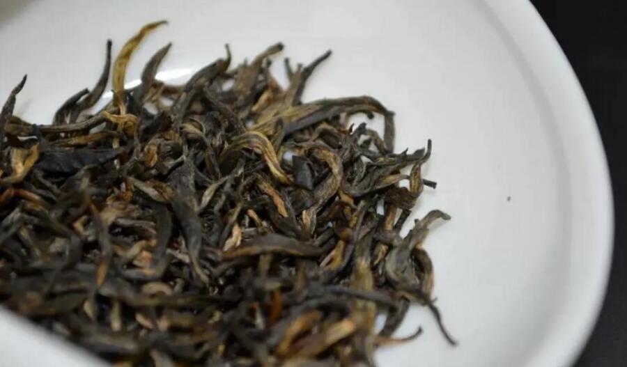 黄芽金骏眉的功效与作用 黄芽金骏眉的功效与作用