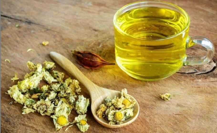 家里养的菊花可以泡茶喝吗 家里养的菊花可以泡茶喝吗