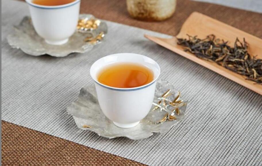 �����Ƚ�ü�����