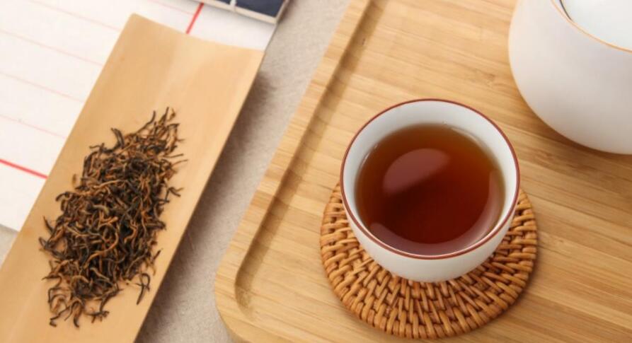 老年人喝红茶的好处 老年人喝红茶的好处