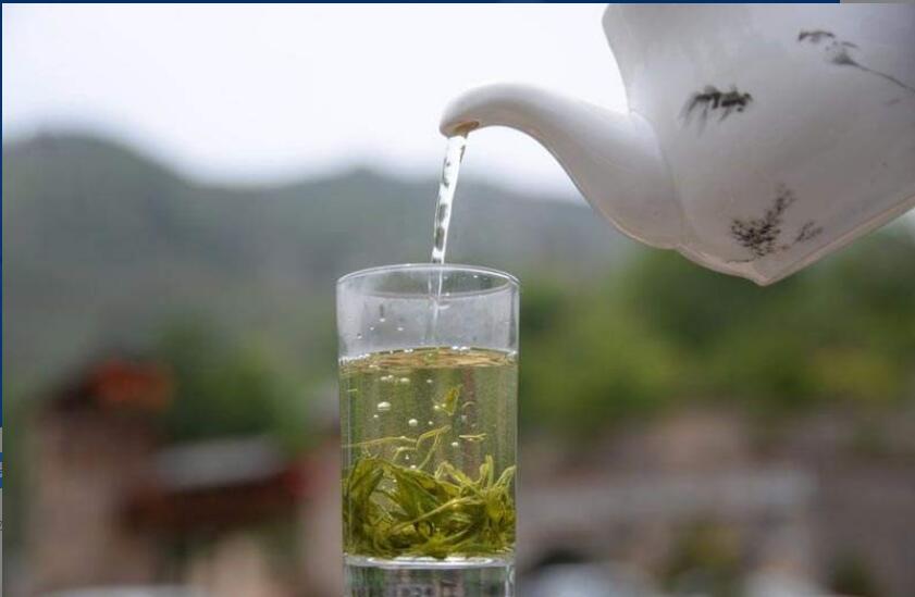 绿茶和红茶哪种减肥效果好 绿茶和红茶哪种减肥效果好