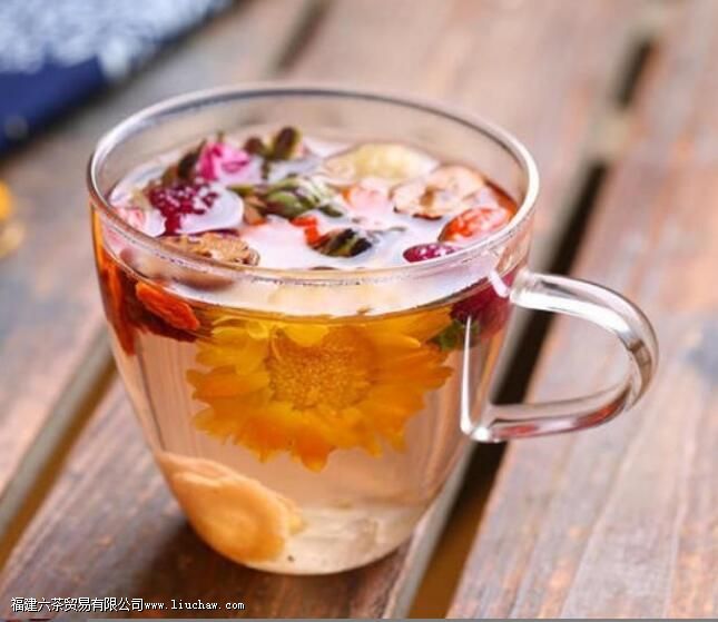 玫瑰花桂圆泡茶功效 玫瑰花桂圆泡茶功效