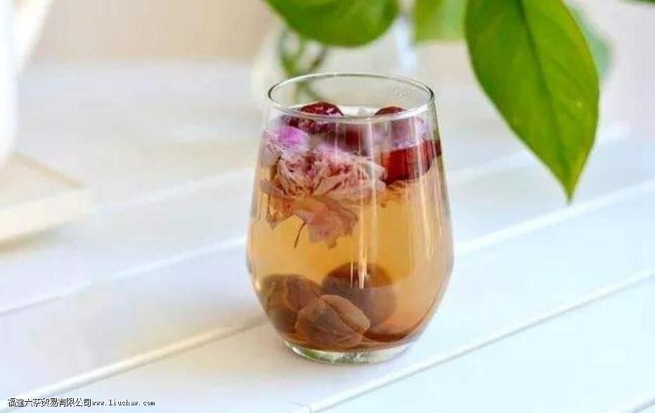 玫瑰花桂圆泡茶功效 玫瑰花桂圆泡茶功效