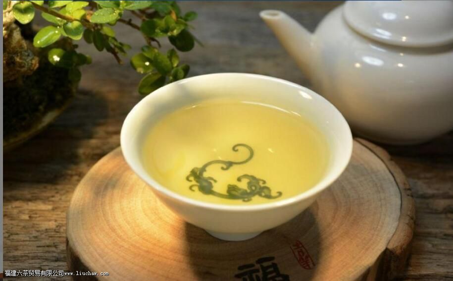 哪种乌龙茶适合女生喝 哪种乌龙茶适合女生喝