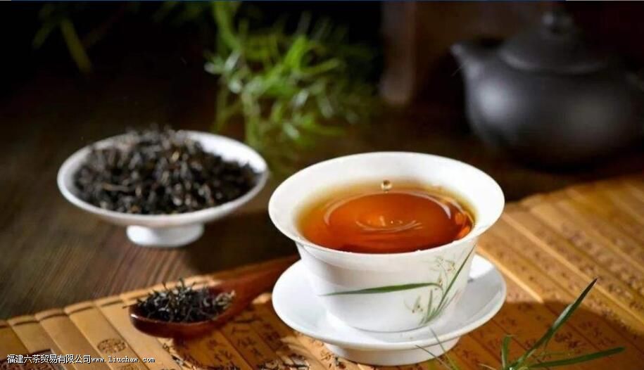 蒲公英根红茶的功效与作用及食用方法 蒲公英根红茶的功效与作用及食用方法