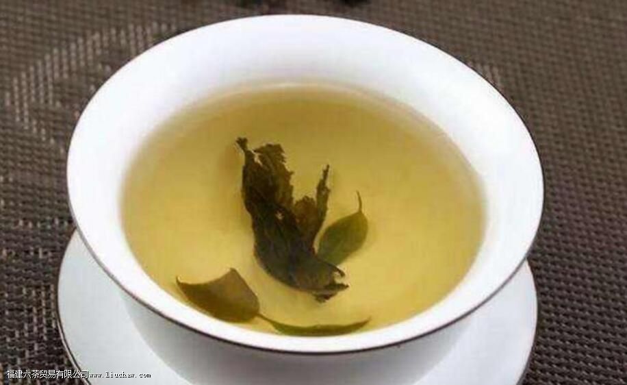 蒲公英苦丁茶的功效与作用 蒲公英苦丁茶的功效与作用