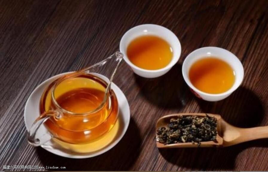 普洱红茶适合什么人喝 普洱红茶适合什么人喝