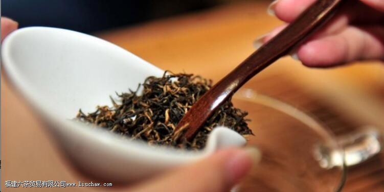 秋冬季抵抗病毒,多喝这两种茶 秋冬季抵抗病毒,多喝这两种茶