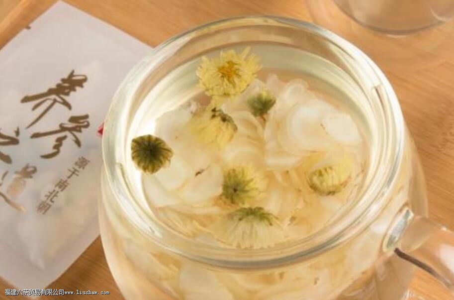 人参菊花桑葚茶的功效 人参菊花桑葚茶的功效