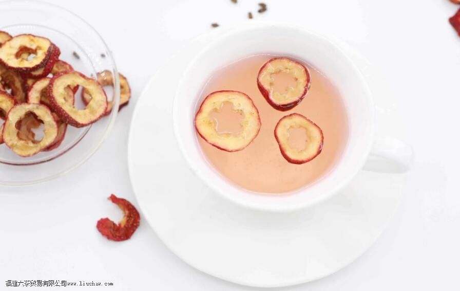 山楂干茶的功效与作用及禁忌 山楂干茶的功效与作用及禁忌