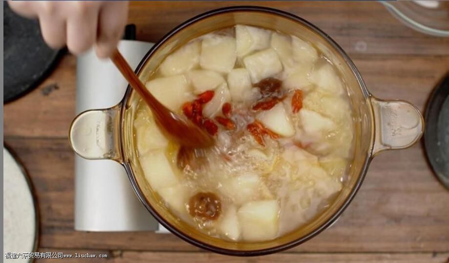 山楂梨水的功效 山楂梨水的功效