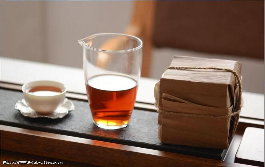 生普洱茶和熟普洱茶的功效与作用 生普洱茶和熟普洱茶的功效与作用