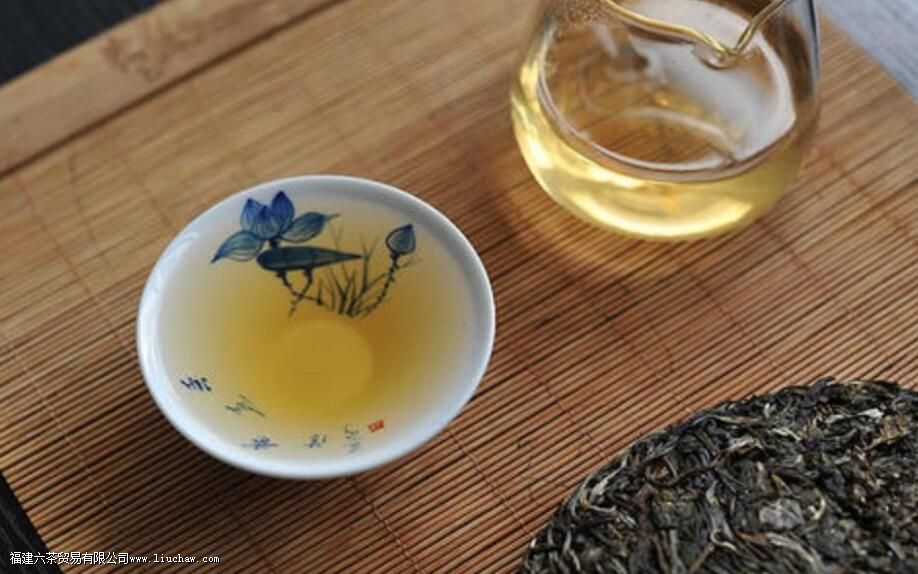 生普洱茶和熟普洱茶的功效与作用 生普洱茶和熟普洱茶的功效与作用