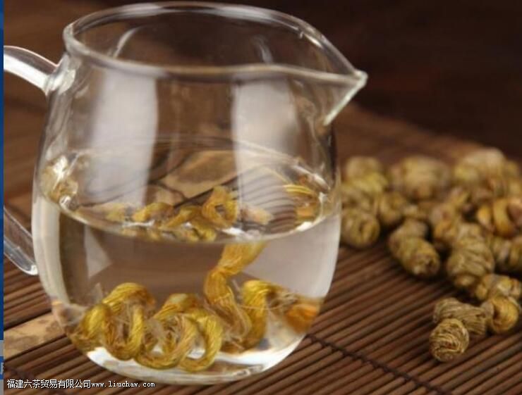 石斛茶的功效与作用及食用方法 石斛茶的功效与作用及食用方法