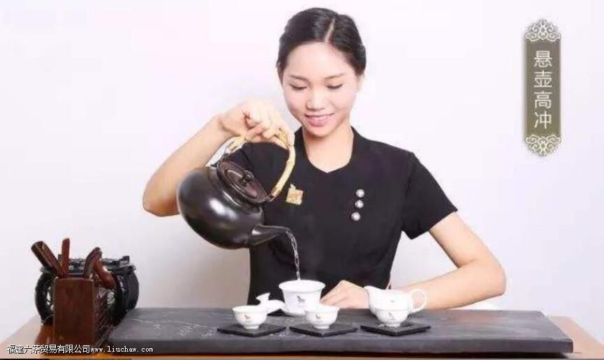 乌龙茶的功效与作用禁忌及食用方法 乌龙茶的功效与作用禁忌及食用方法