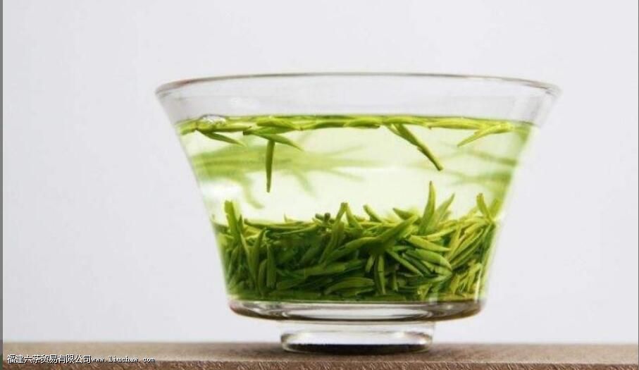 ������ܺͲ�Ҷһ����ˮ����