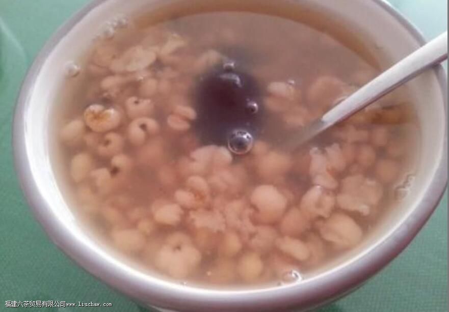 薏米红枣水的功效 薏米红枣水的功效