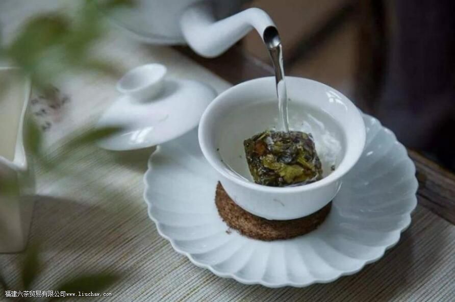 漳平水仙茶适合什么人喝 漳平水仙茶适合什么人喝