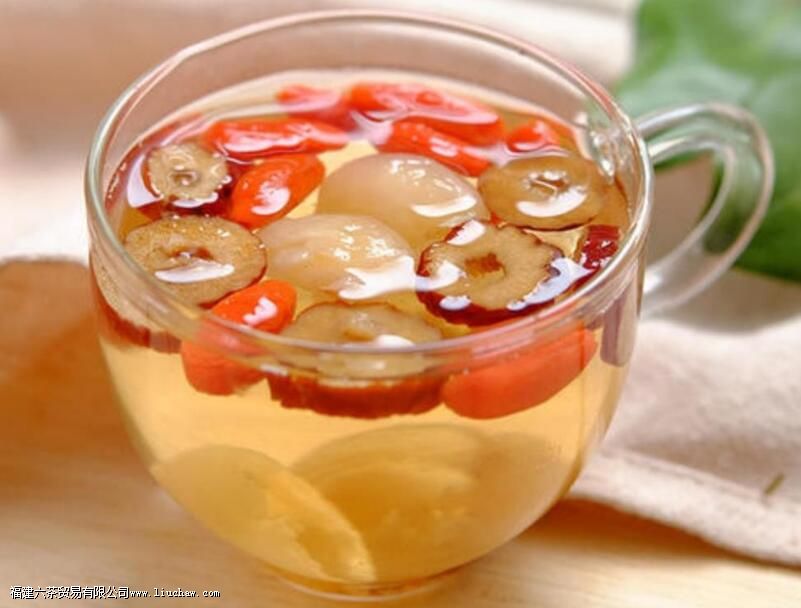 长期喝桂圆红枣枸杞茶有什么好处 长期喝桂圆红枣枸杞茶有什么好处