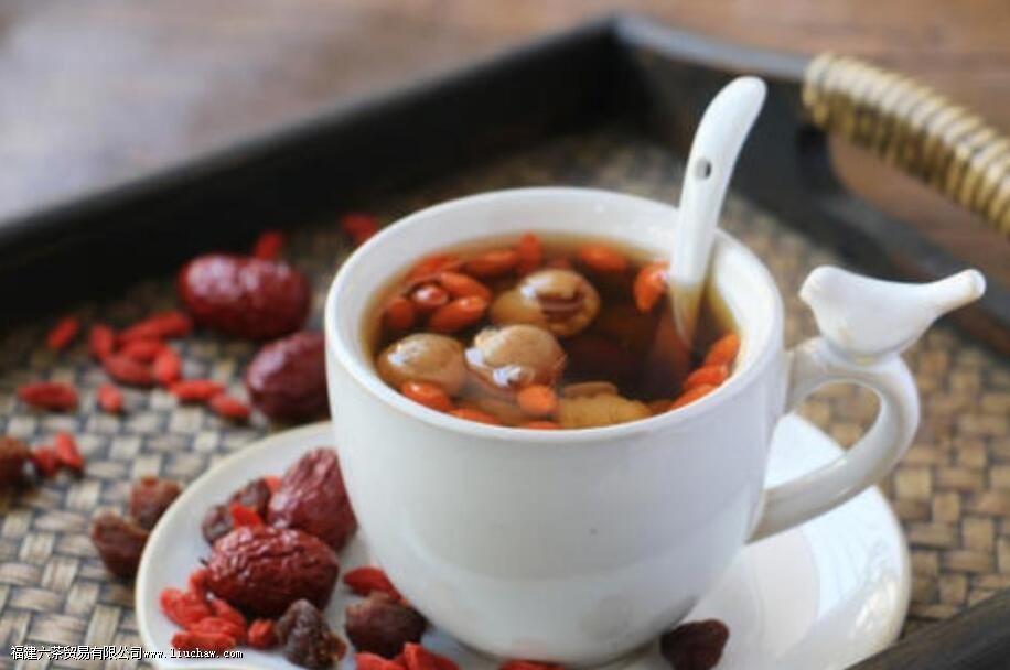 长期喝桂圆红枣枸杞茶有什么好处 长期喝桂圆红枣枸杞茶有什么好处
