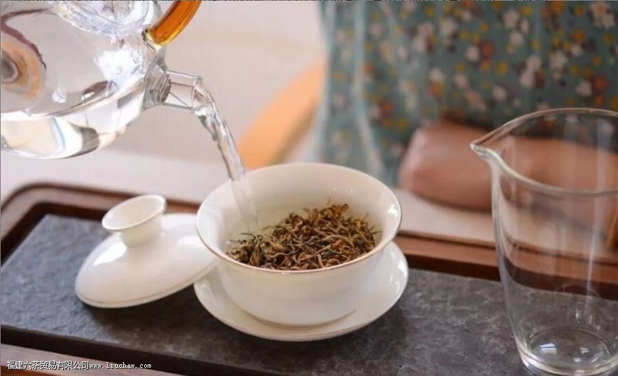 长期喝红茶会上火吗 长期喝红茶会上火吗