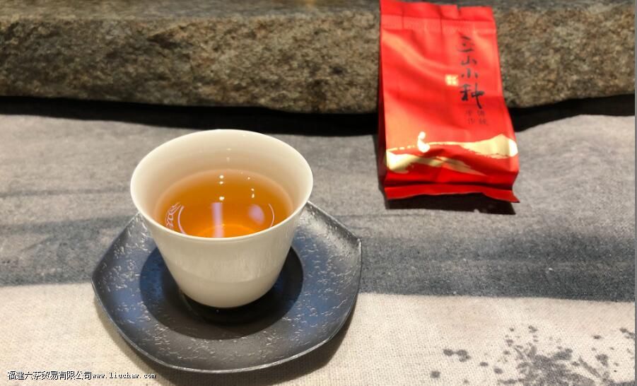 ��ɽС��Ұ��Ĺ�Ч