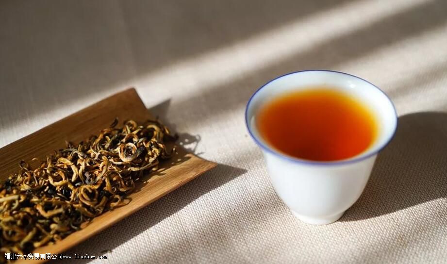 �й����跽���Ⱥ������ļ����׶�