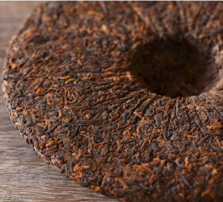 中年人适合喝什么茶 中年人适合喝什么茶