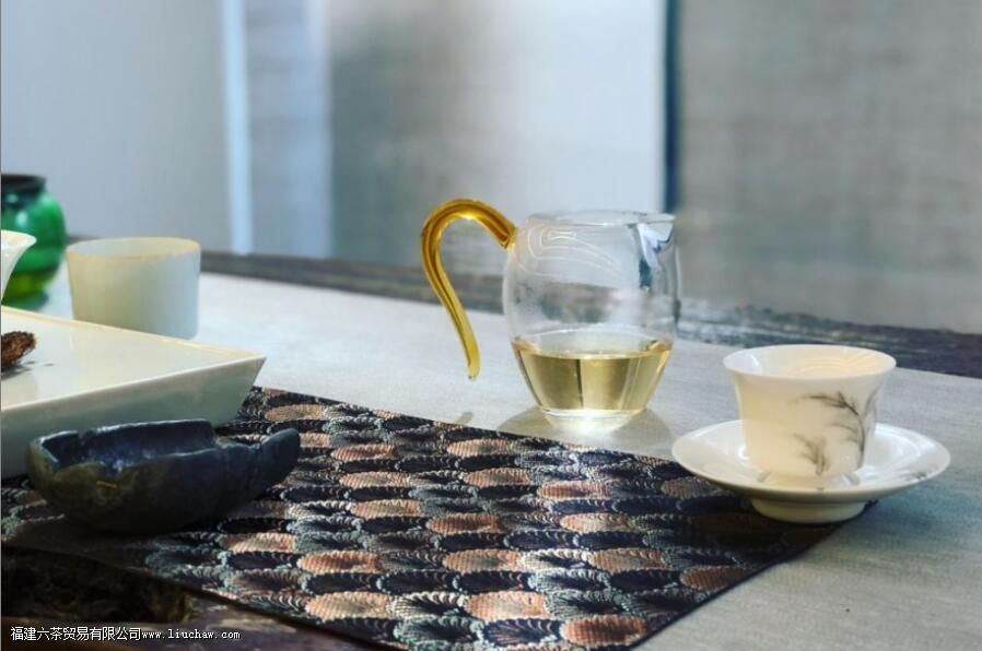 °×²èΪʲôÕâôºÃºÈ °×²èΪʲôÕâôºÃºÈ