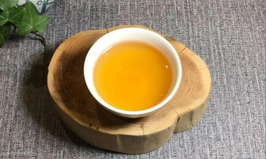 ����������ڸе������ص�