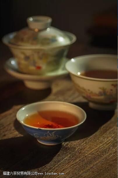 茶汤之中的“水味”,究竟是个什么味 茶汤之中的“水味”,究竟是个什么味