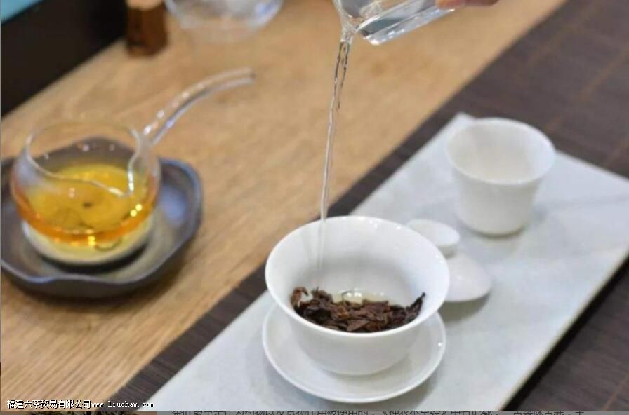 茶为什么会回甘,这些物质起着关键性作用 茶为什么会回甘,这些物质起着关键性作用