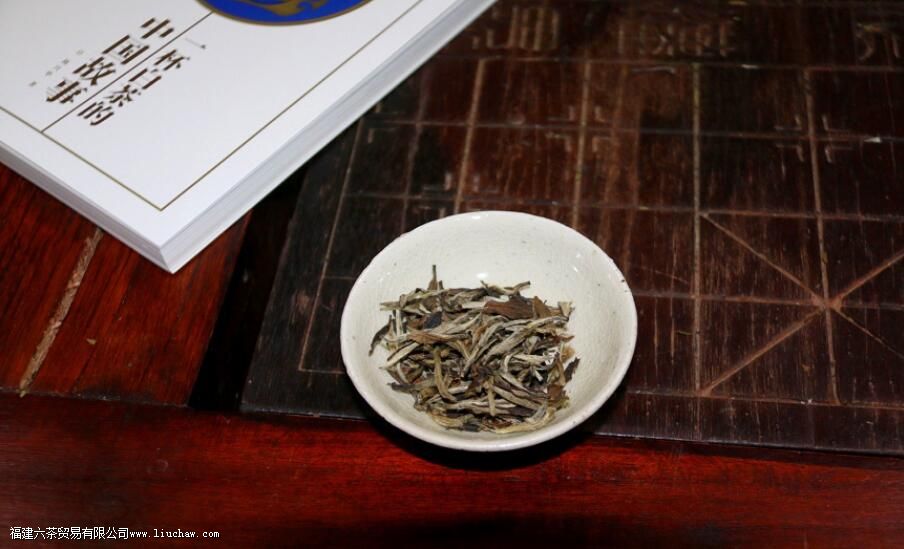 ��Ҷ�������Լ���������Щ