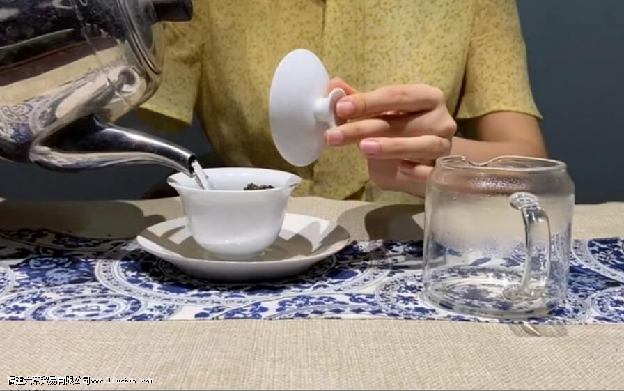 ���ݲ�Ҷ������жϲ��Ʒ��